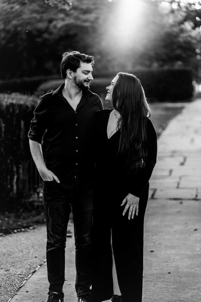 Engagement session in Cleveland | Portrait of couple