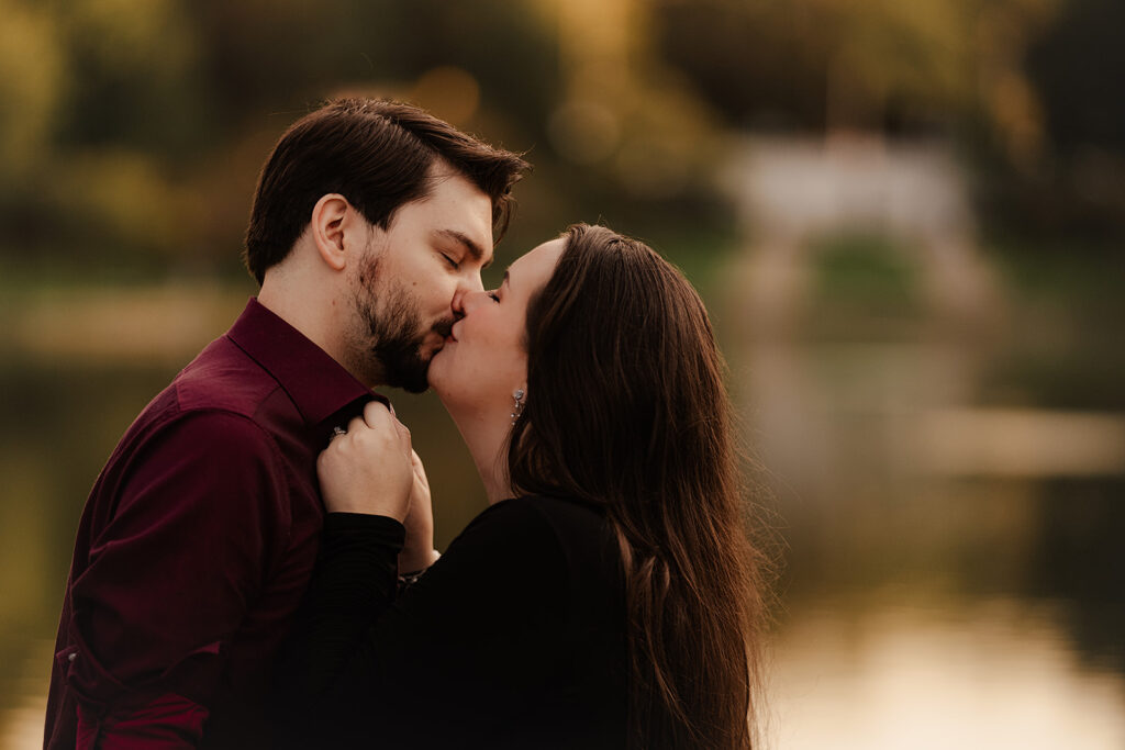 Engagement session in Cleveland | Portrait of couple