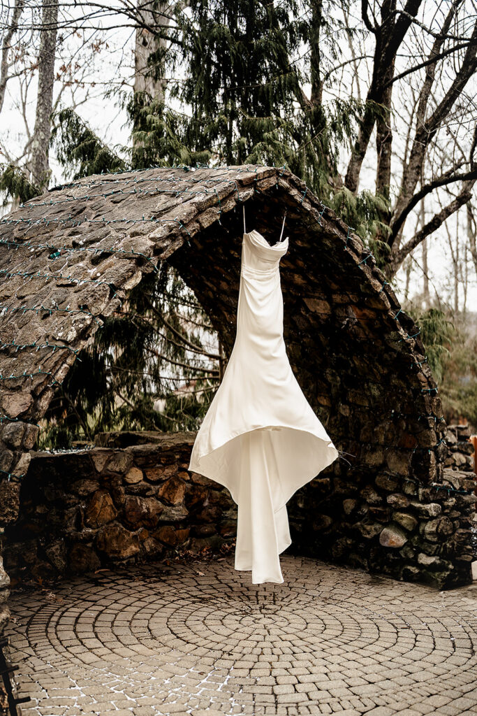 detail shot of wedding dress